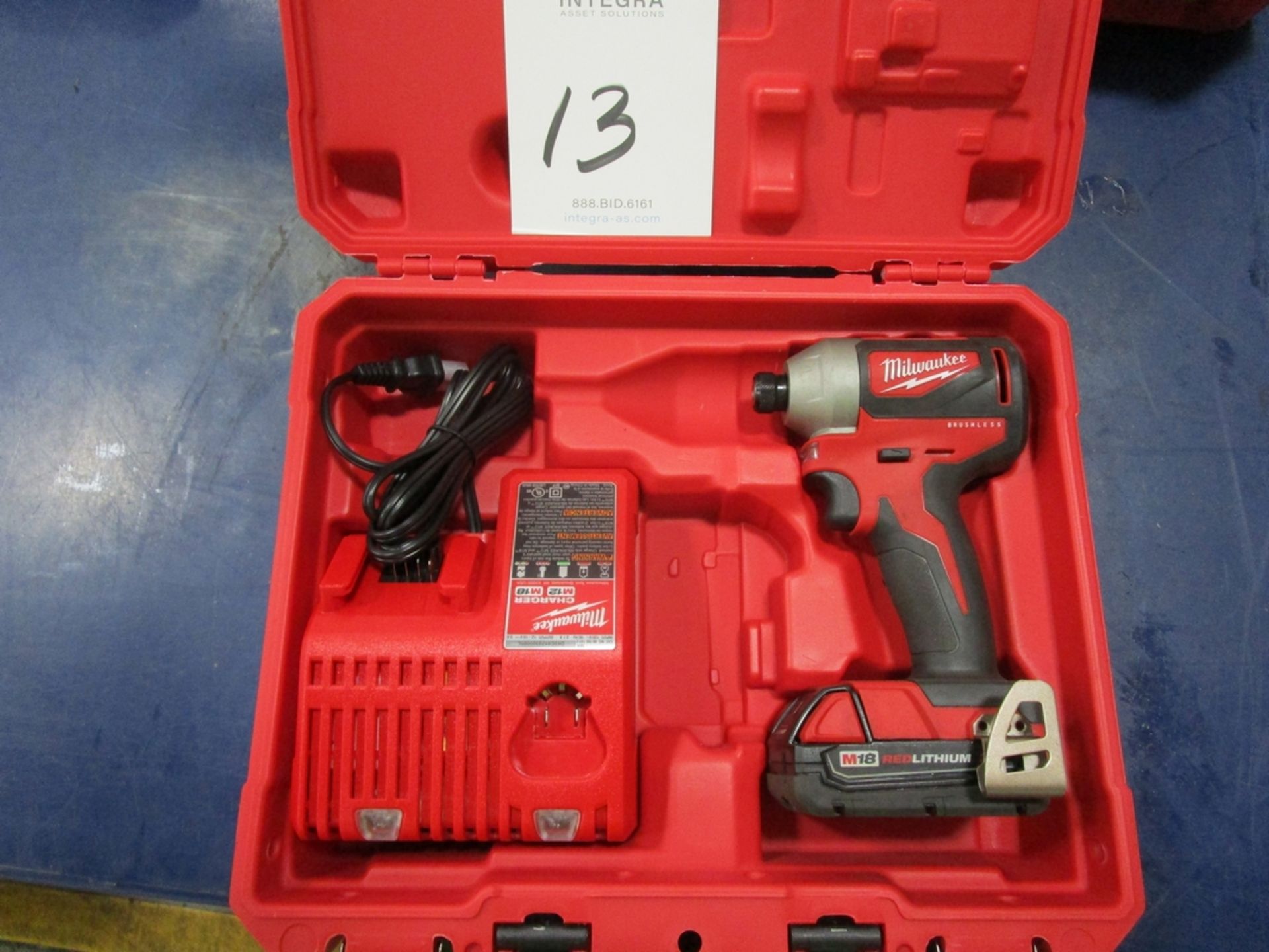 Milwaukee 2850-20 Cordless Impact Driver - Image 2 of 2