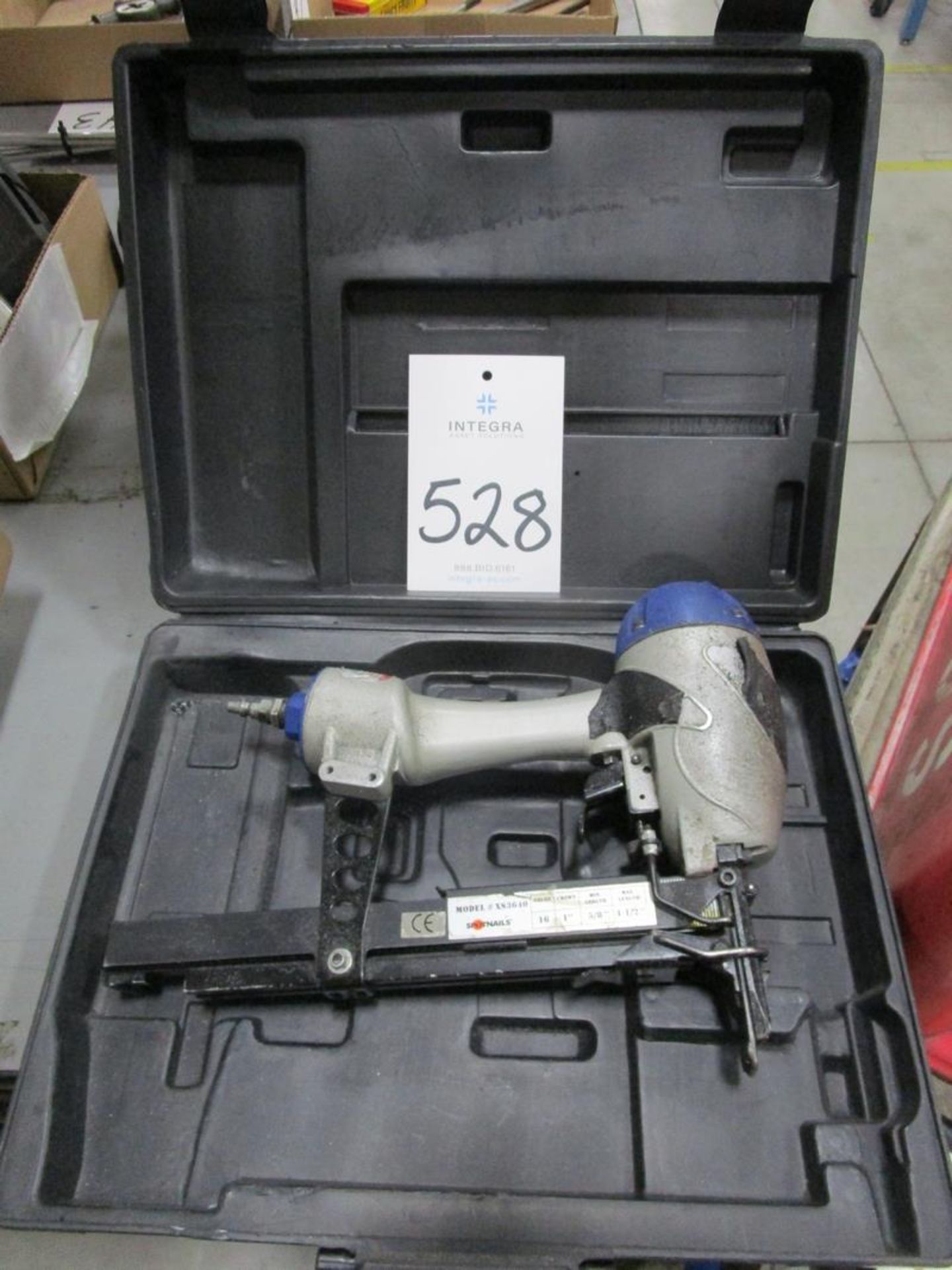 Spotnails XS3640 Pneumatic Staple Gun