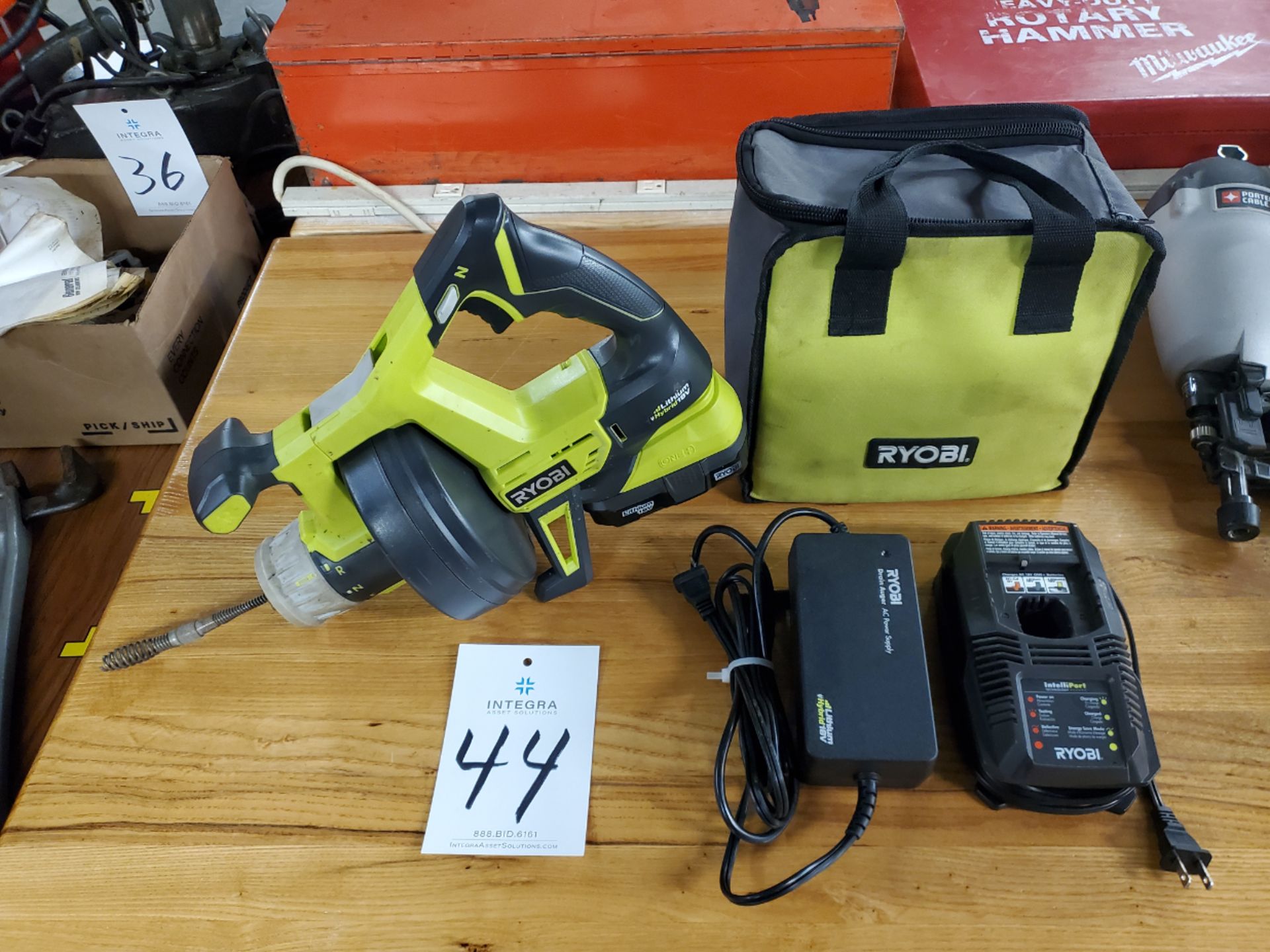 Ryobi P4002 Cordless Power Drain Cleaner