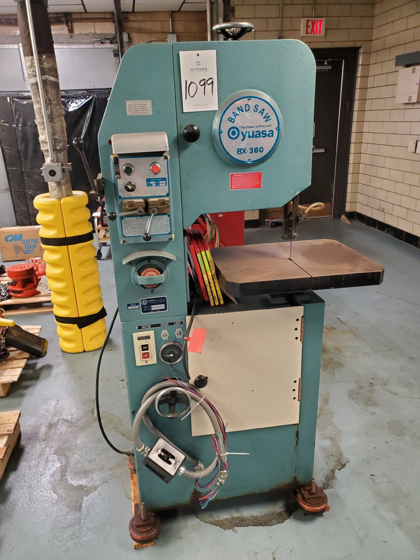 Yuasa #BX-360 Vertical Band Saw