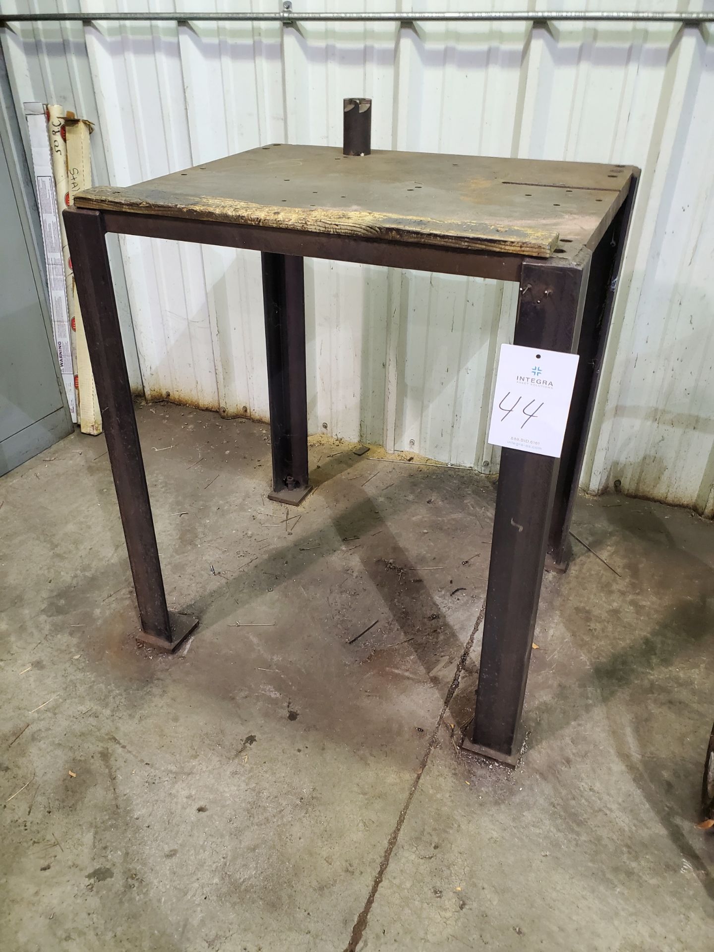 30" x 32" x 36" High Steel Welding Table