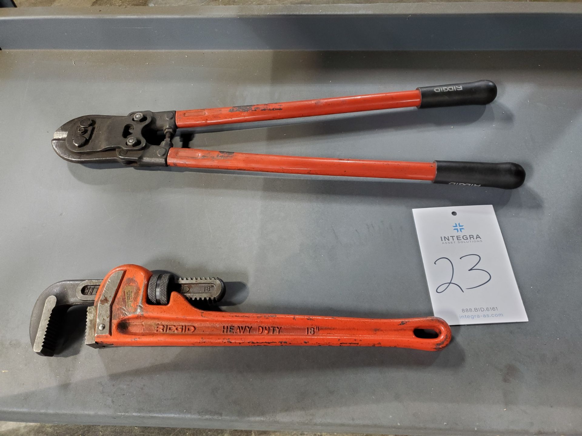 Ridgid 18" Pipe Wrench w/ 24" Ridgid Bolt Cutter