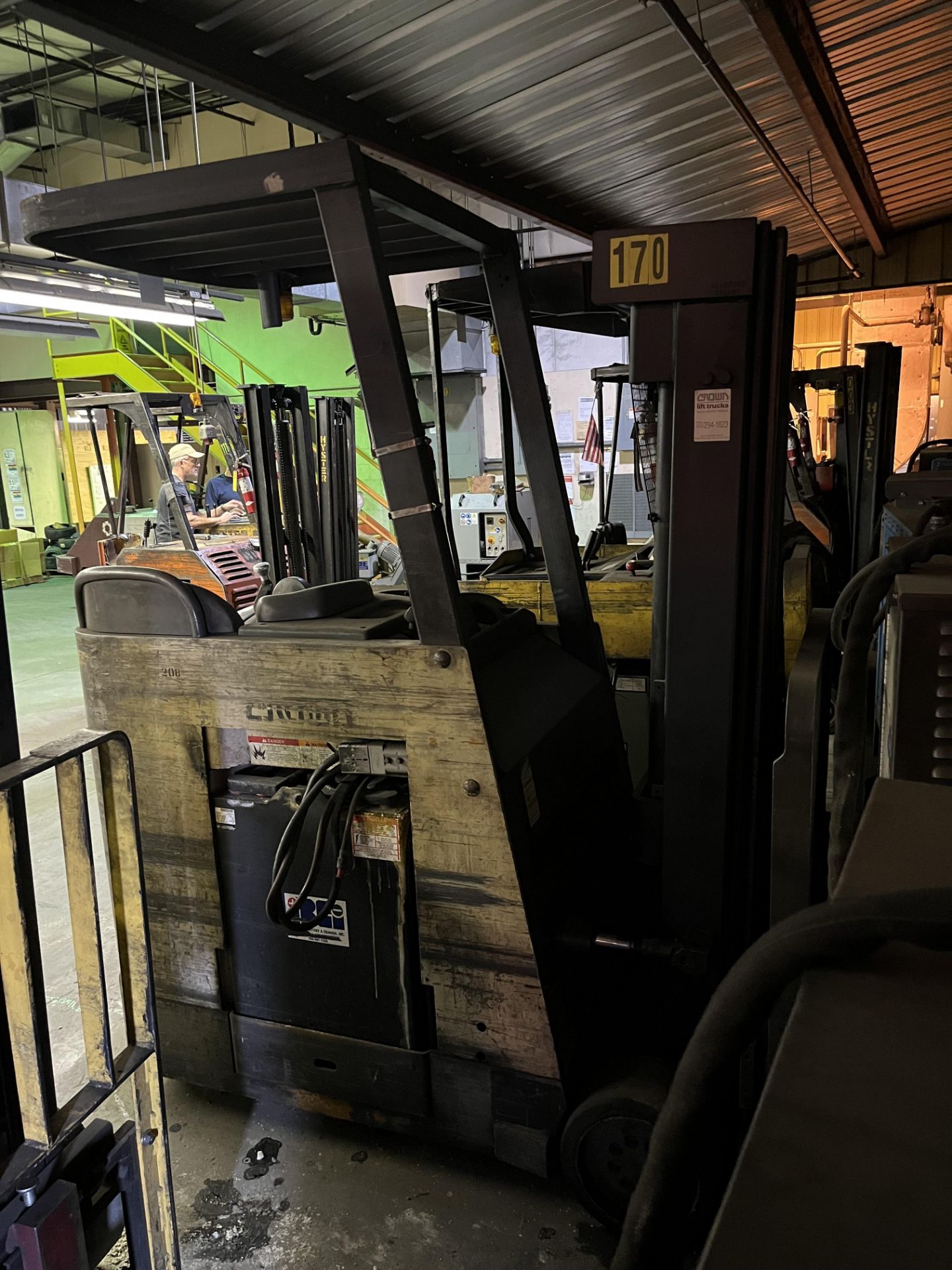 Crown 55E-SS-A062 3,700-Lb Standup Electric Forklift Truck - Image 2 of 3