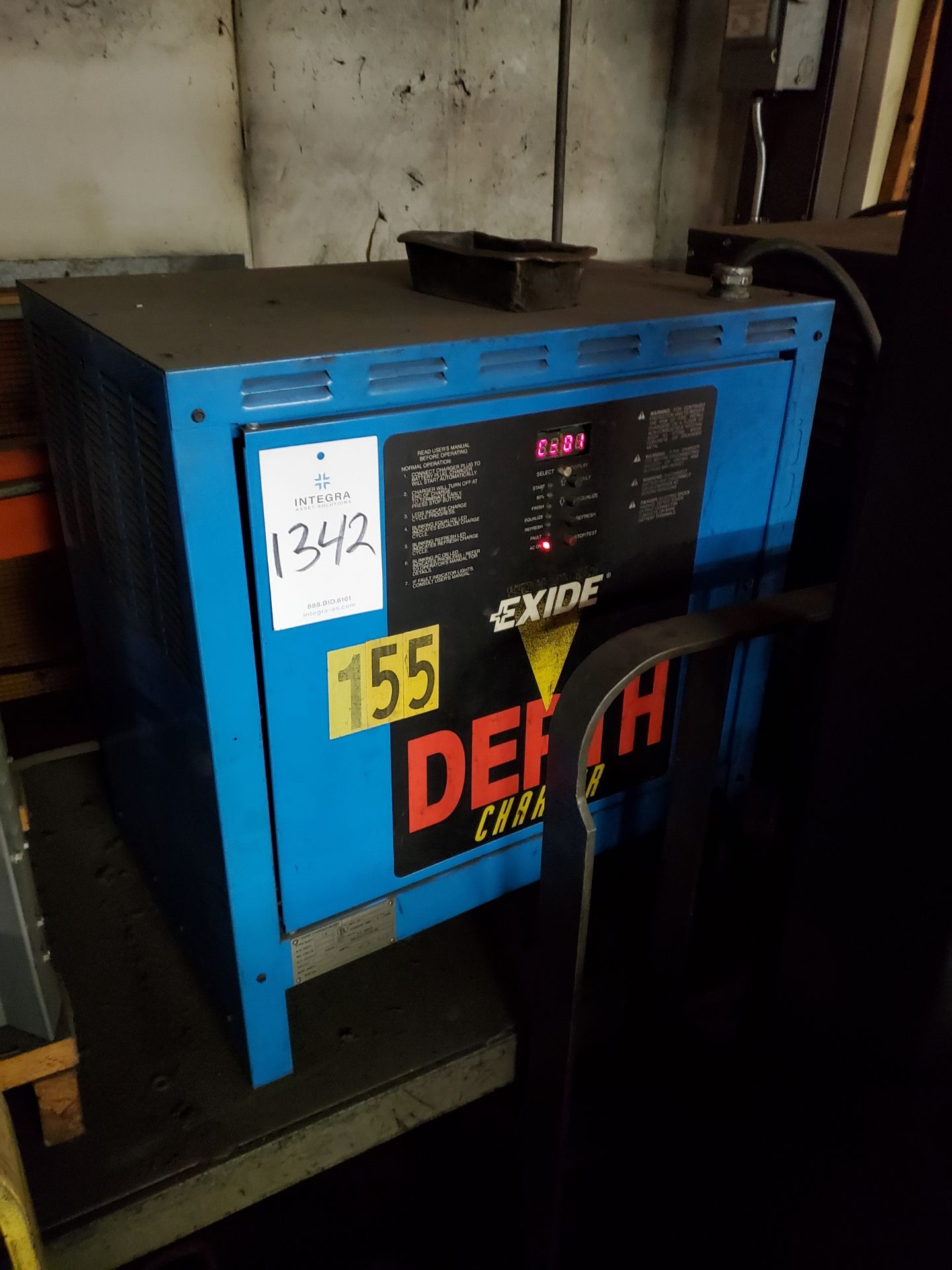 Exide D-31-121400B 24-Volt Battery Charger