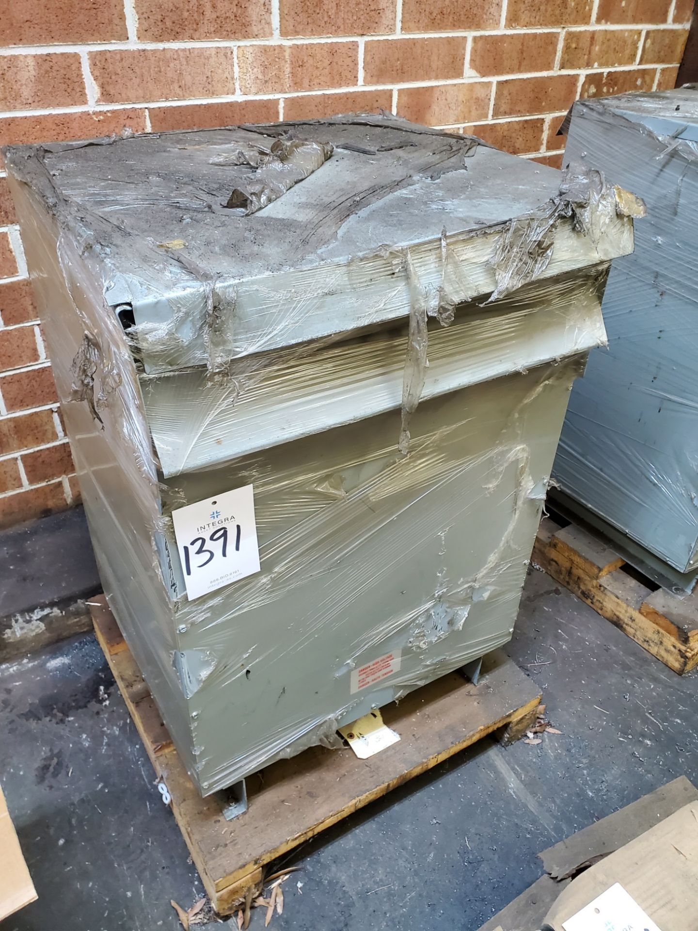 Allen-Bradley 1321-3TH075-BB 75-KVA Transformer