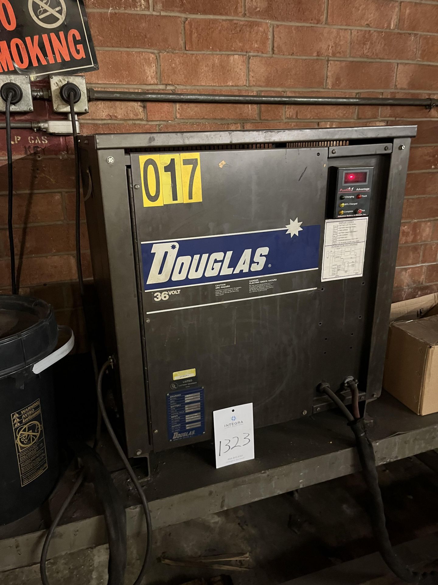 Douglas 18M875C 36-Volt Battery Charger
