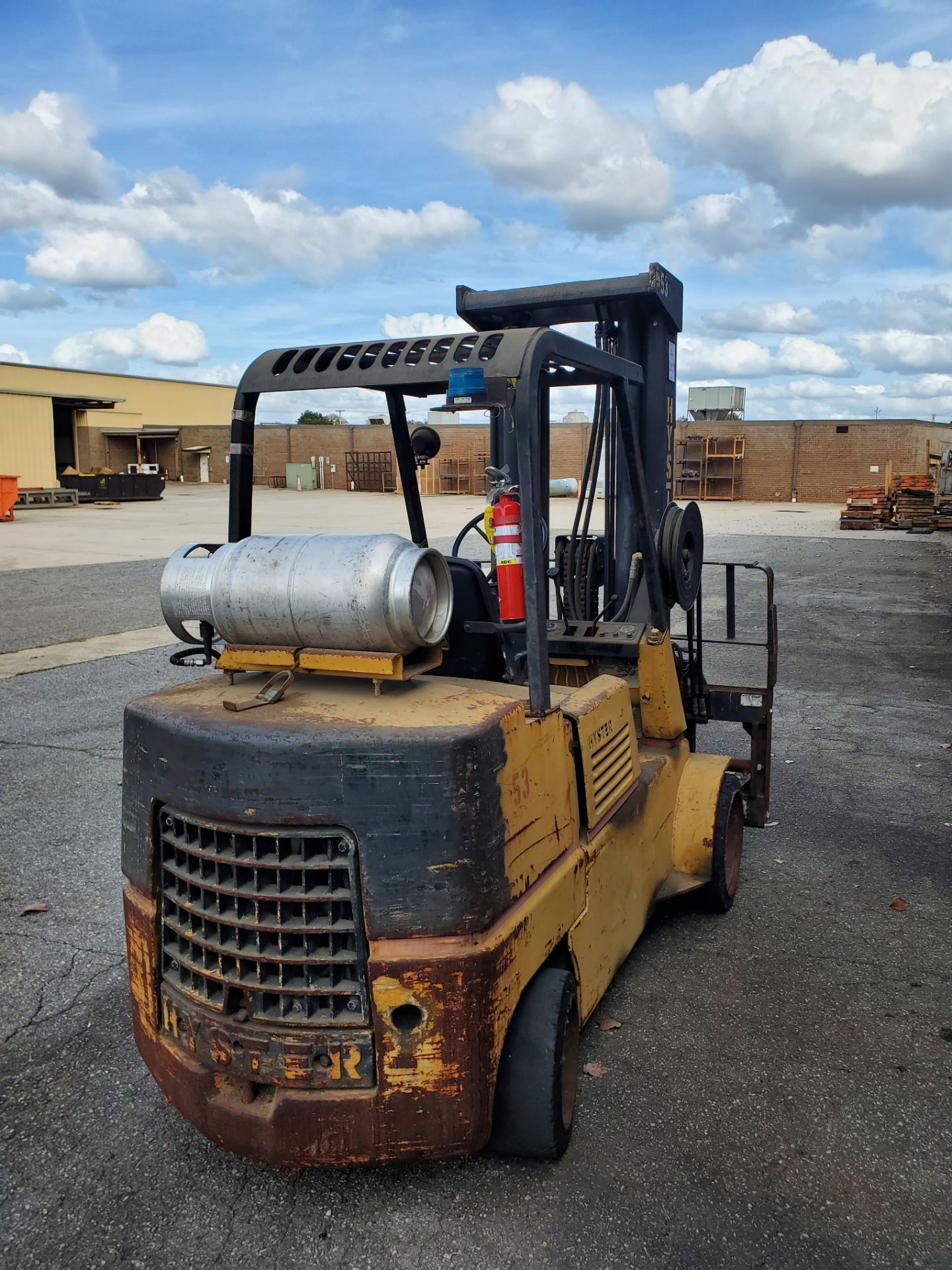 Hyster 5120E 11,900-Lb LPG Forklift Truck - Image 3 of 5