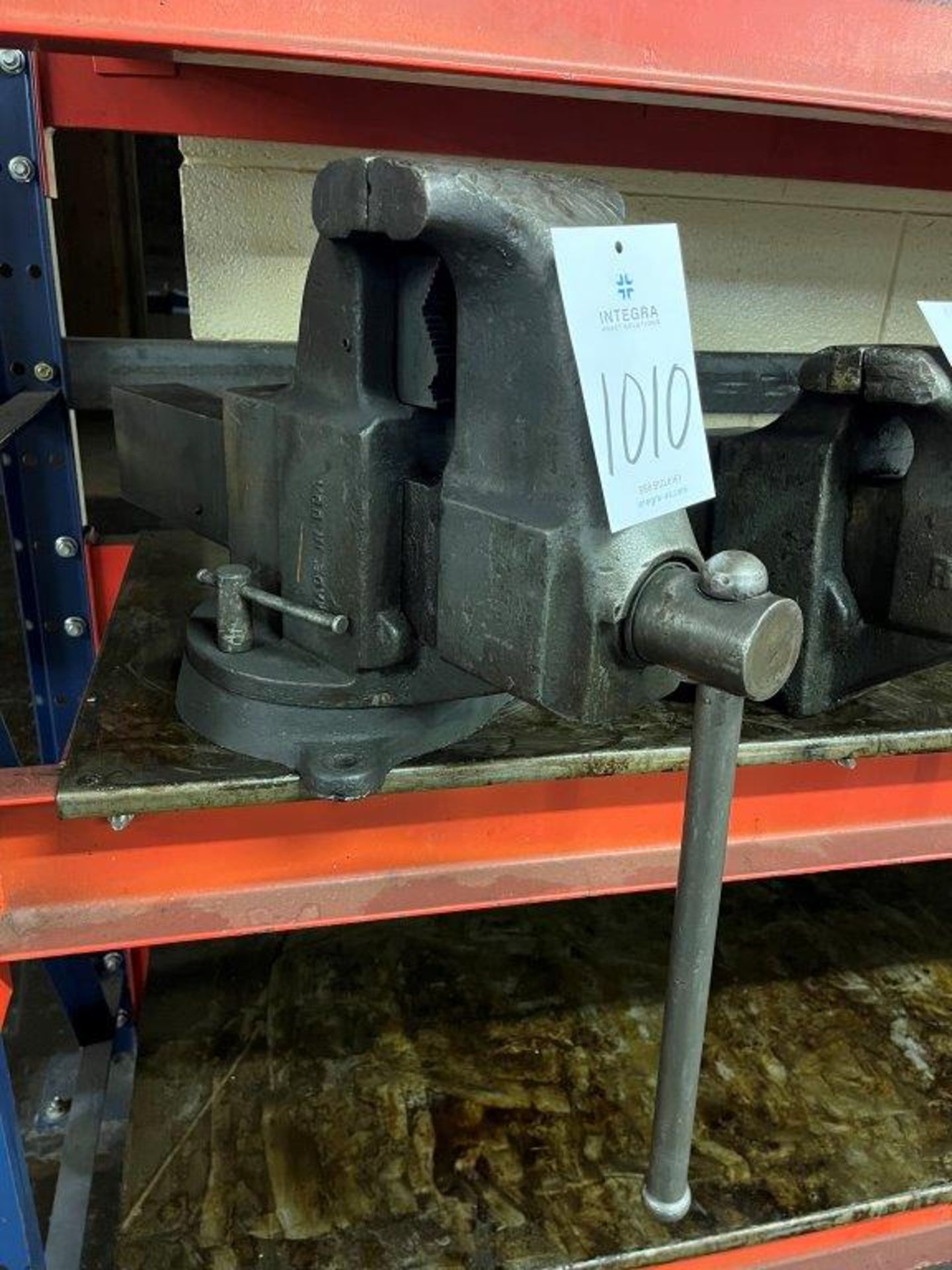 Columbian 6" Bench Vise