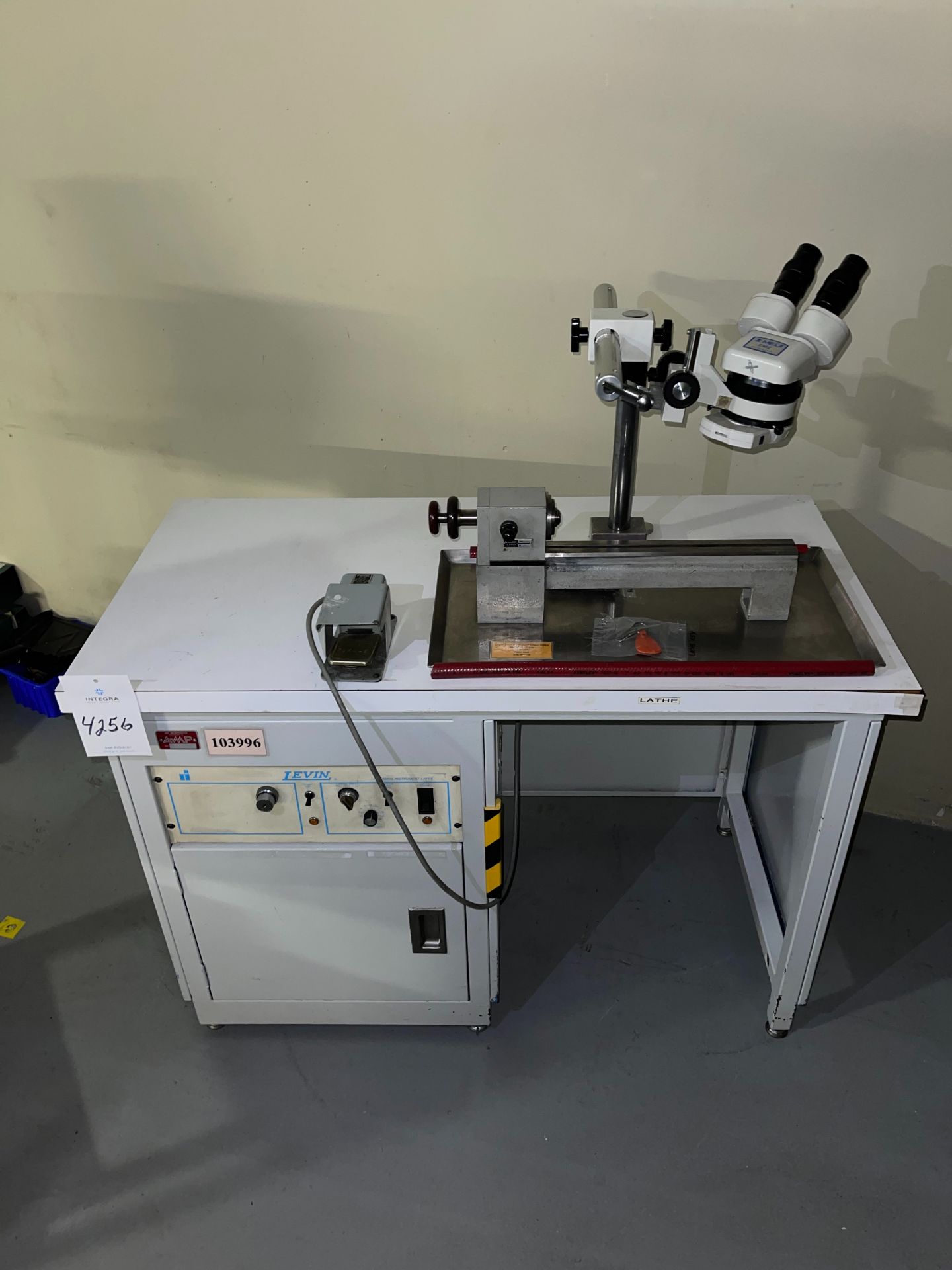 Levin 2223-02 Precision Instrument Lathe Table with Meiji EMZ Stereo Microscope, Zoom Range: 0.7X -
