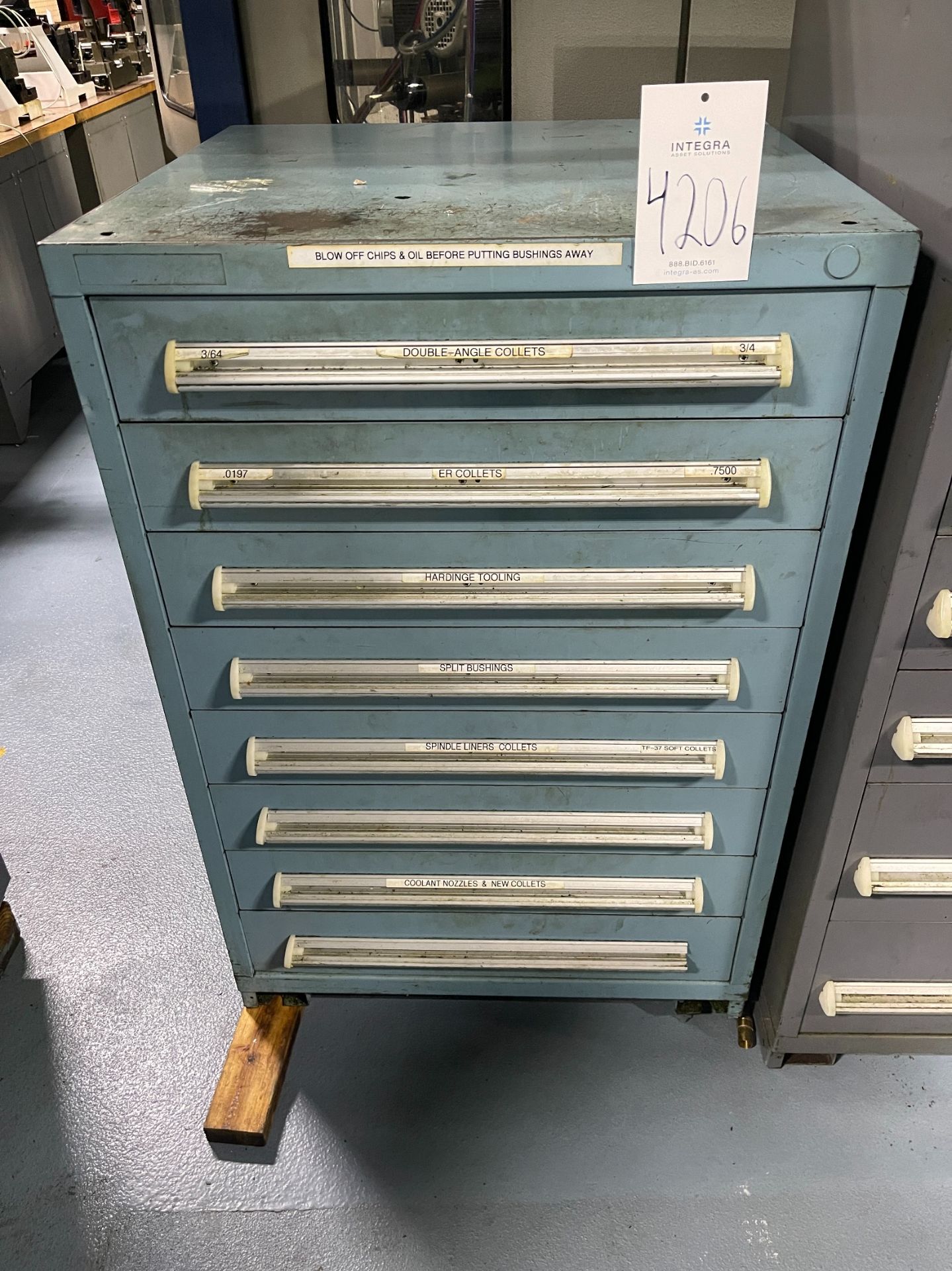 8-Drawer Tooling Cabinet