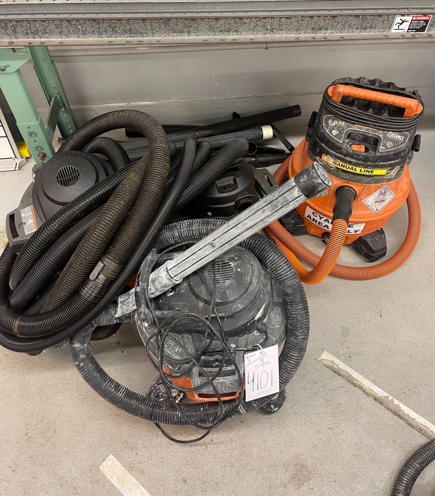 Lot of (4) Ridgid Shop Vacuums with Extra Extensions and Hoses