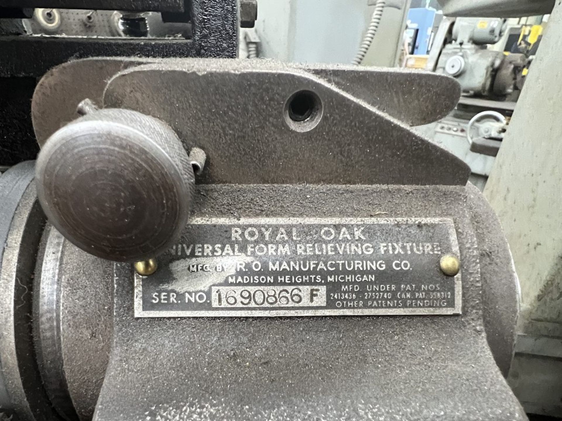 R.O. Manufacturing Universal Form & Relief Grinder - Image 6 of 8