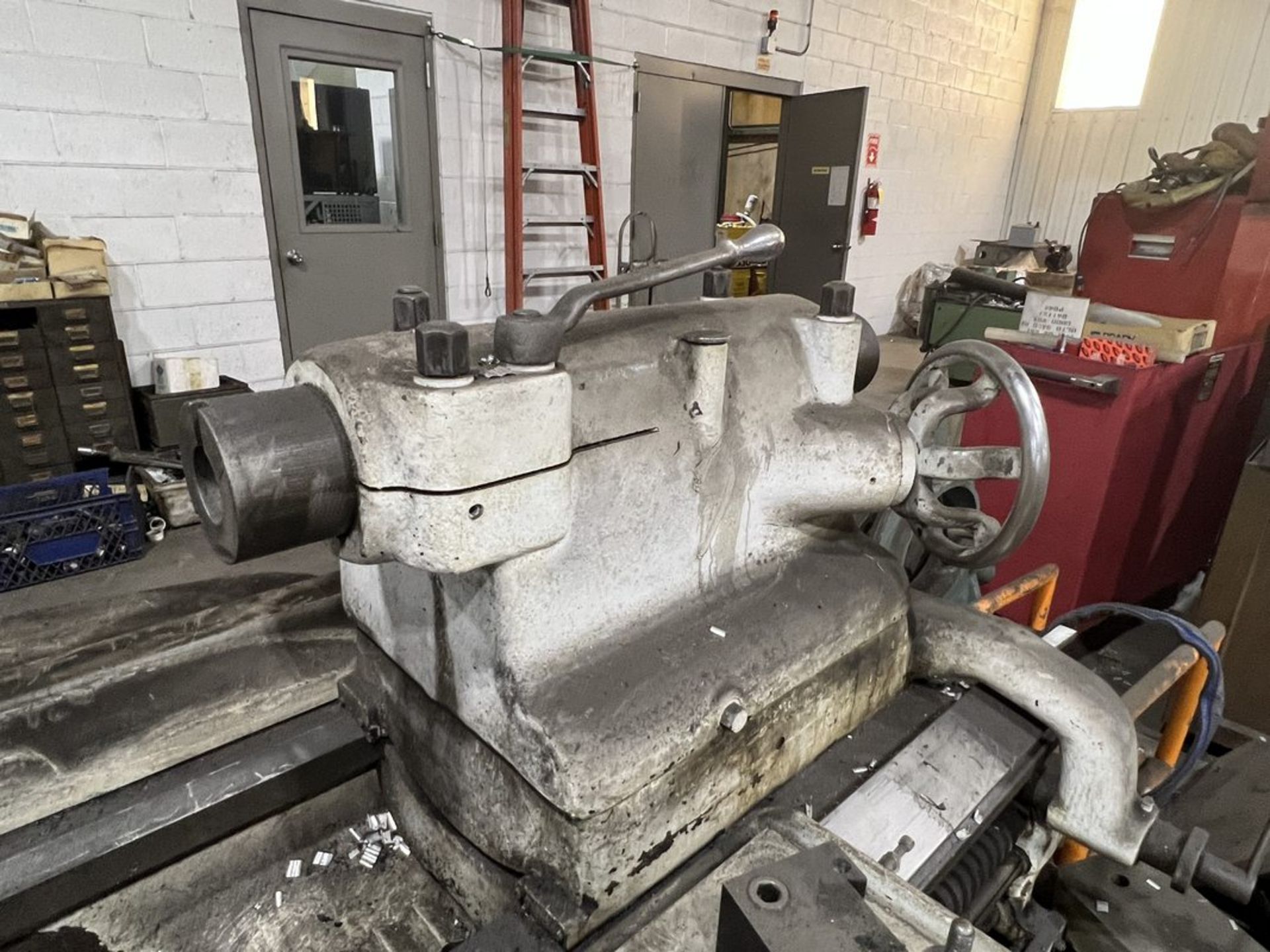 Leblond 32" x 60" Engine Lathe - Image 6 of 14