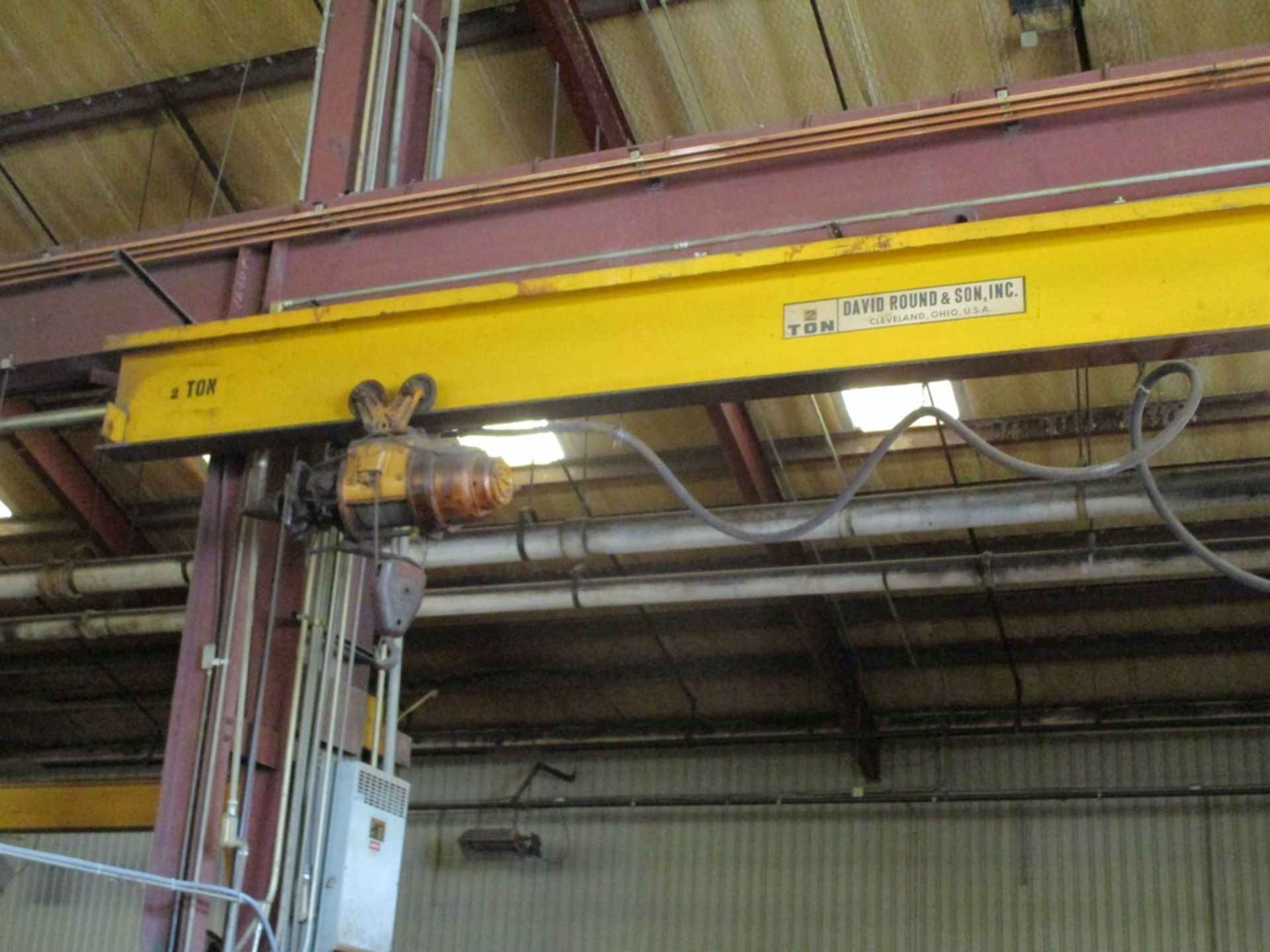 David Round & Son 2-Ton Beam Mounted Jib Crane - Image 2 of 2