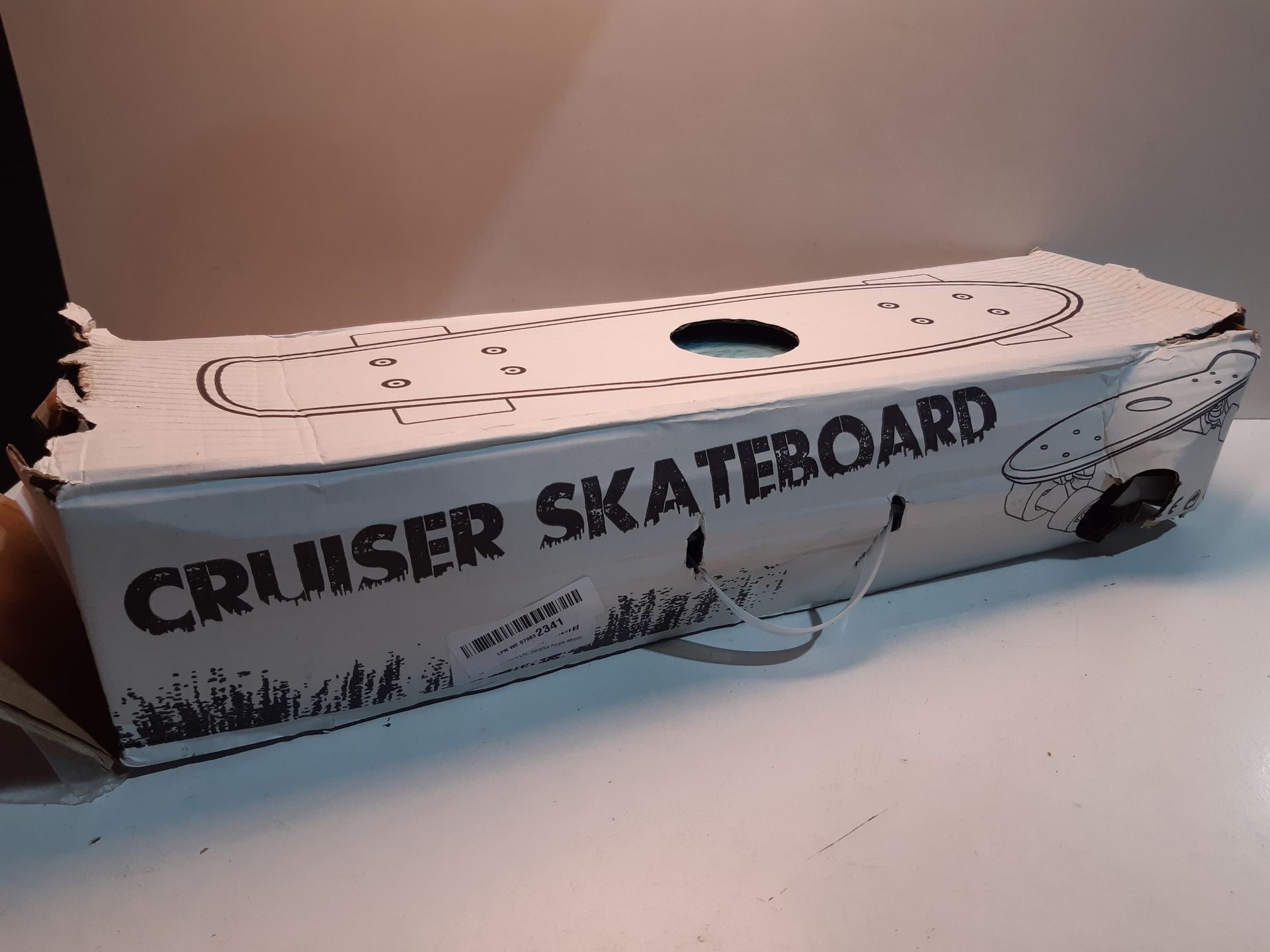 RRP £29.99 Land Surfer Cruiser Skateboard | Retro 22 Inch Skateboard - Image 2 of 2