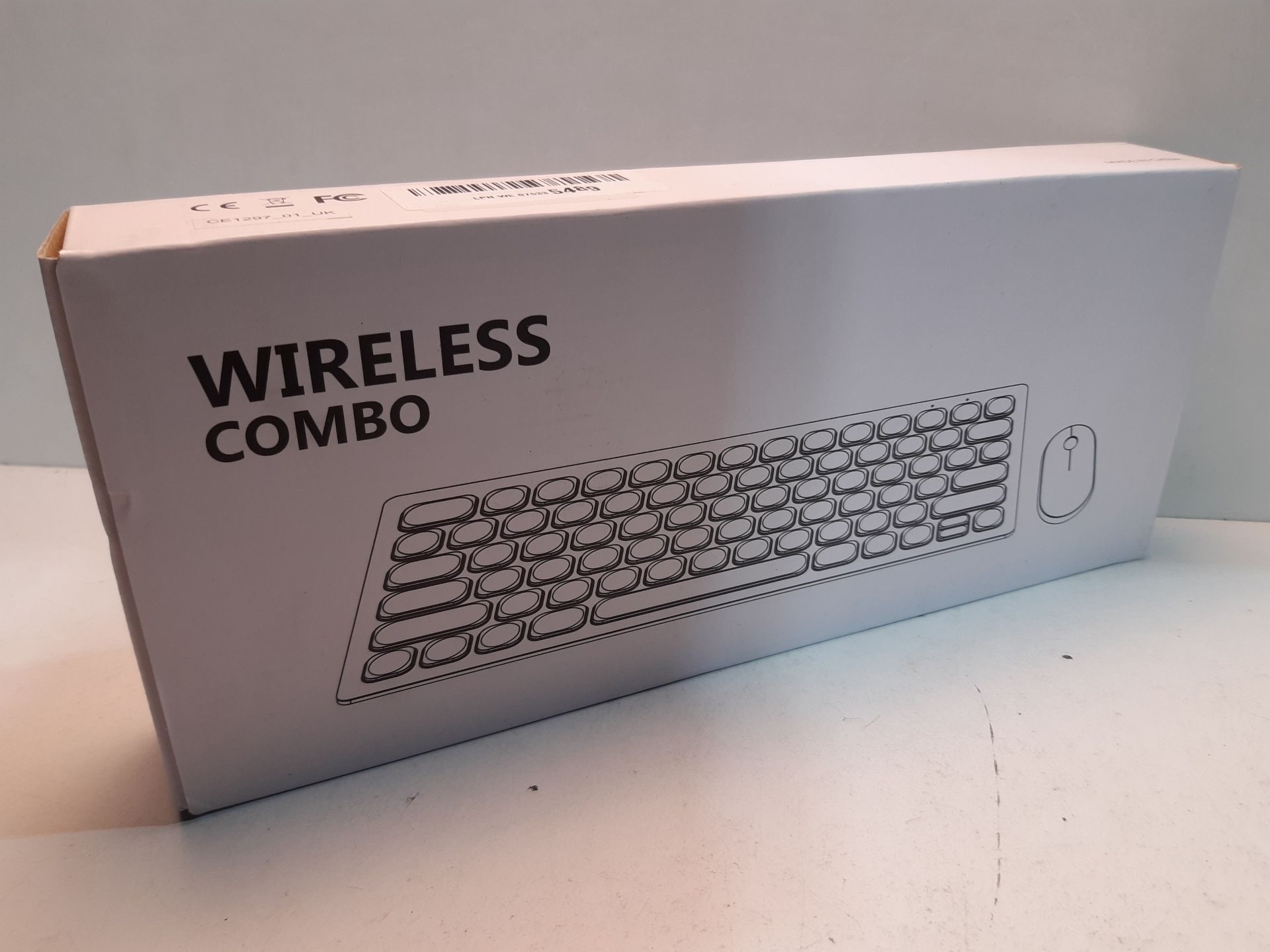 RRP £15.19 Mini Wireless Keyboard and Mouse Set - Image 2 of 2