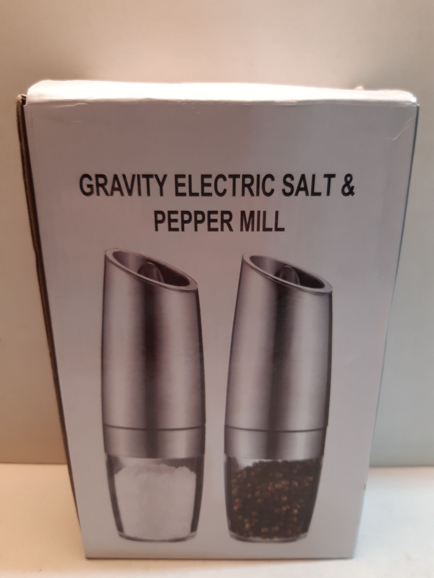 RRP £22.99 Electric Salt and Pepper Grinder Set - Image 2 of 2