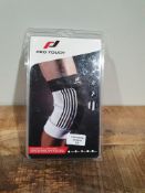 PRO TOUCH ADJUSTABLE KNEE PADS MEDIUM RRP £30Condition ReportAppraisal Available on Request - All