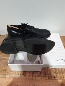 MENS BLACK SHOESCondition ReportAppraisal Available on Request - All Items are Unchecked/Untested