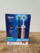 ORAL-B PRO 3 3900 GIFT EDITION RRP £64.99Condition ReportAppraisal Available on Request - All