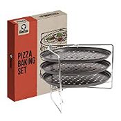 RRP £24.98 Chef Pomodoro Pizza Baking Set with 3 Pizza Pans and Pizza Rack