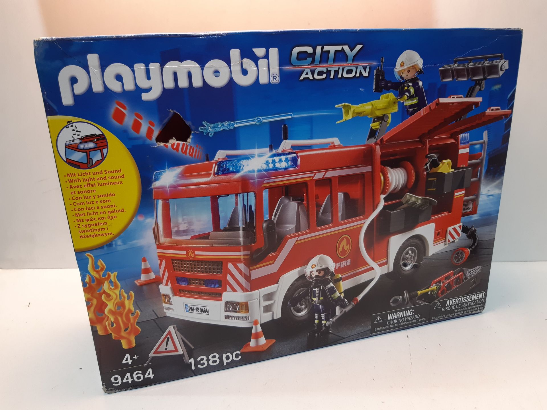 RRP £55.13 Playmobil City Action 9464 Fire Engine with Light and - Image 2 of 2