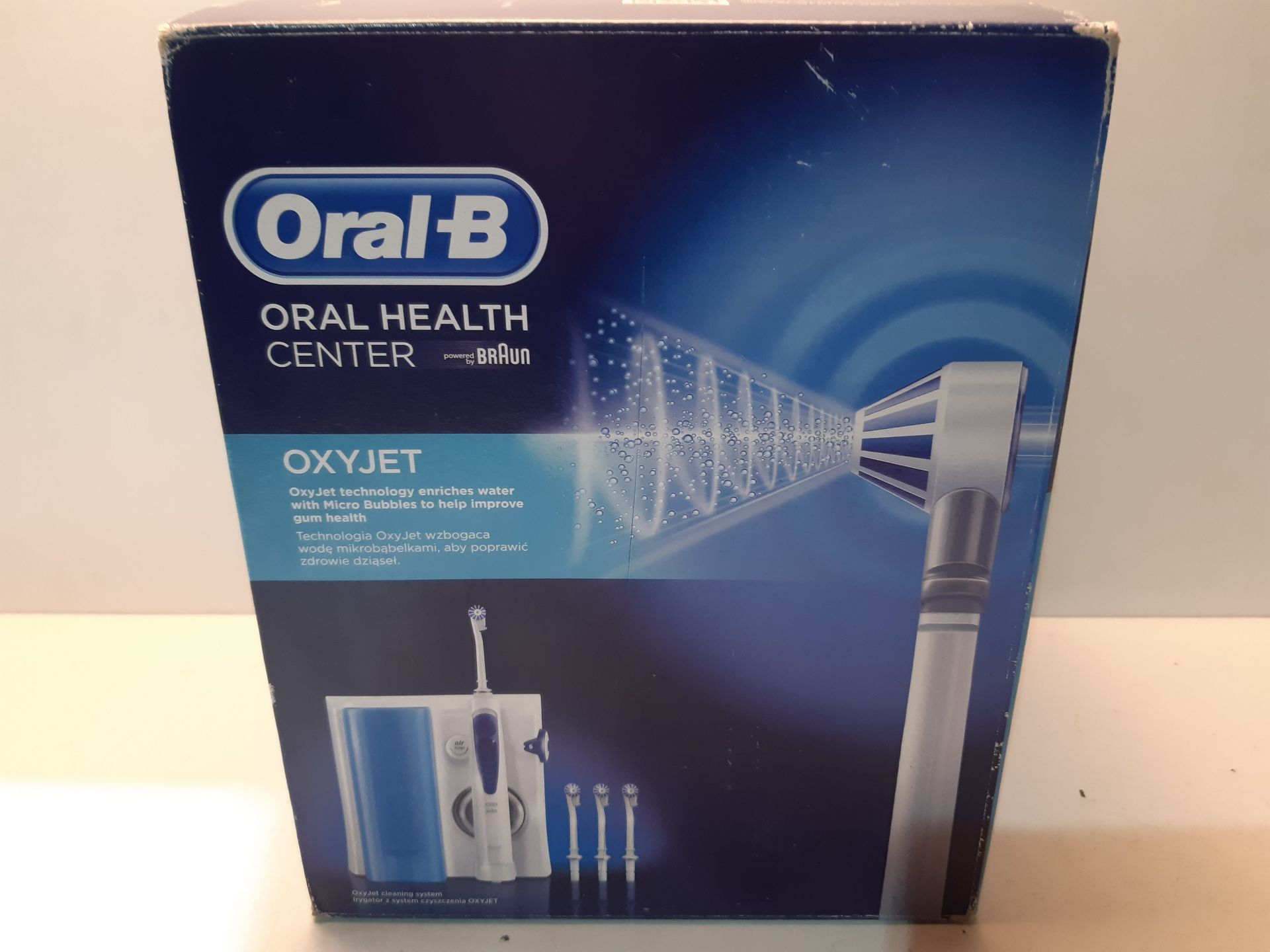 RRP £79.90 Oral-B OxyJet cleaning system - Image 2 of 2