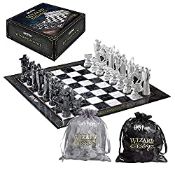 RRP £41.10 The Noble Collection Harry Potter Wizard Chess Set