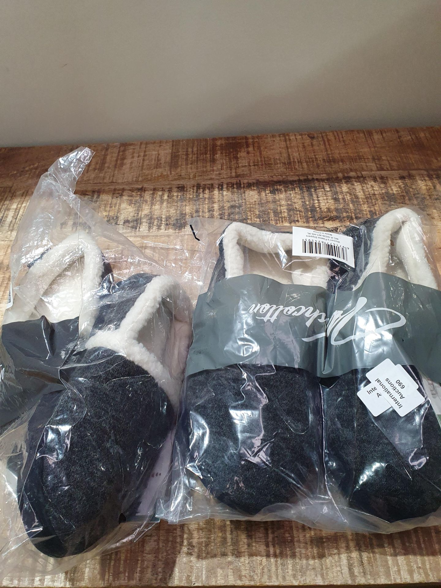 RRP £12.98 Wishcotton Ladies Cosy Memory Foam Slippers with Fleece Lining - Image 2 of 2