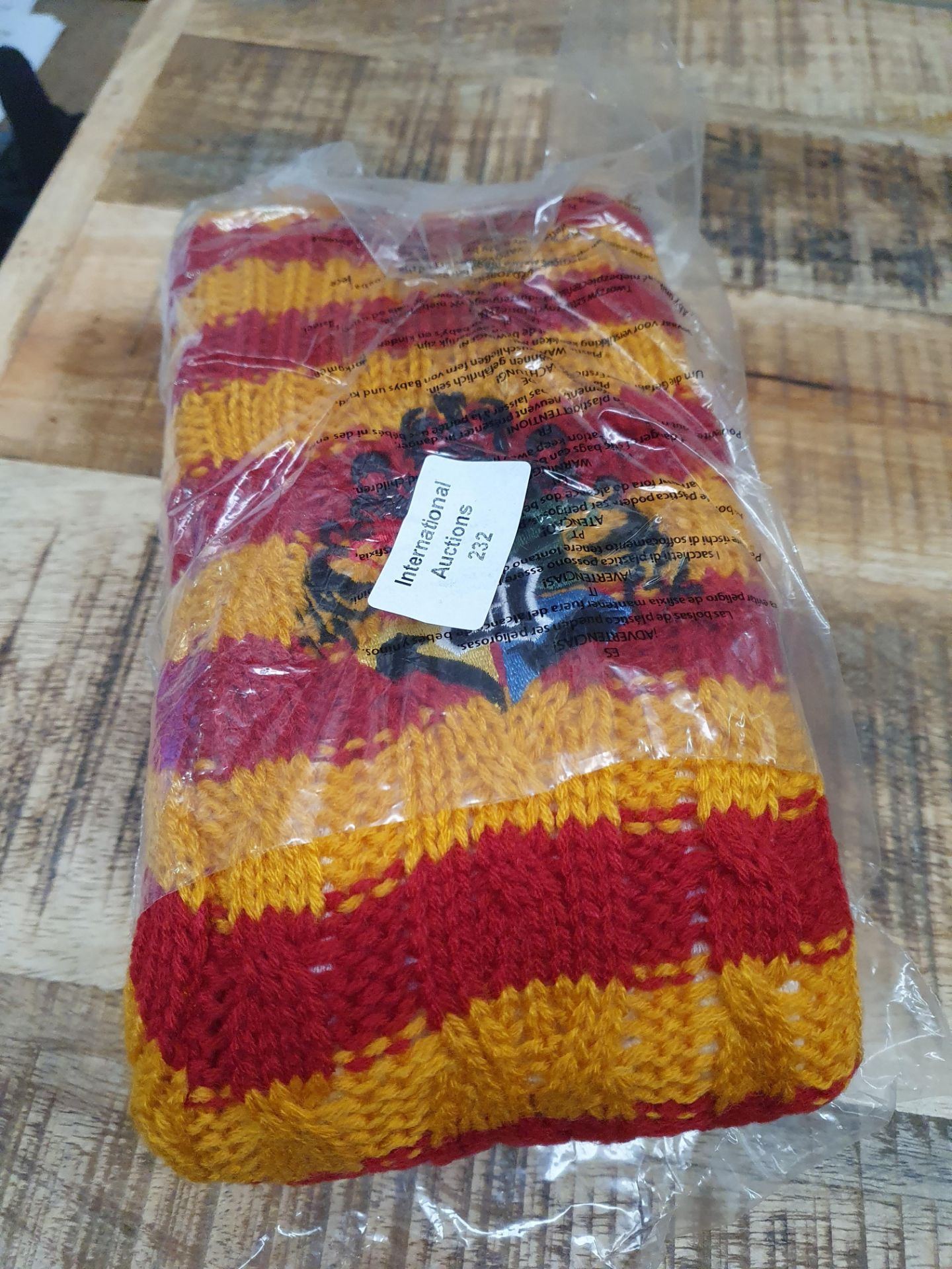RRP £15.70 Harry Potter Fluffy Slipper Socks - Image 2 of 2