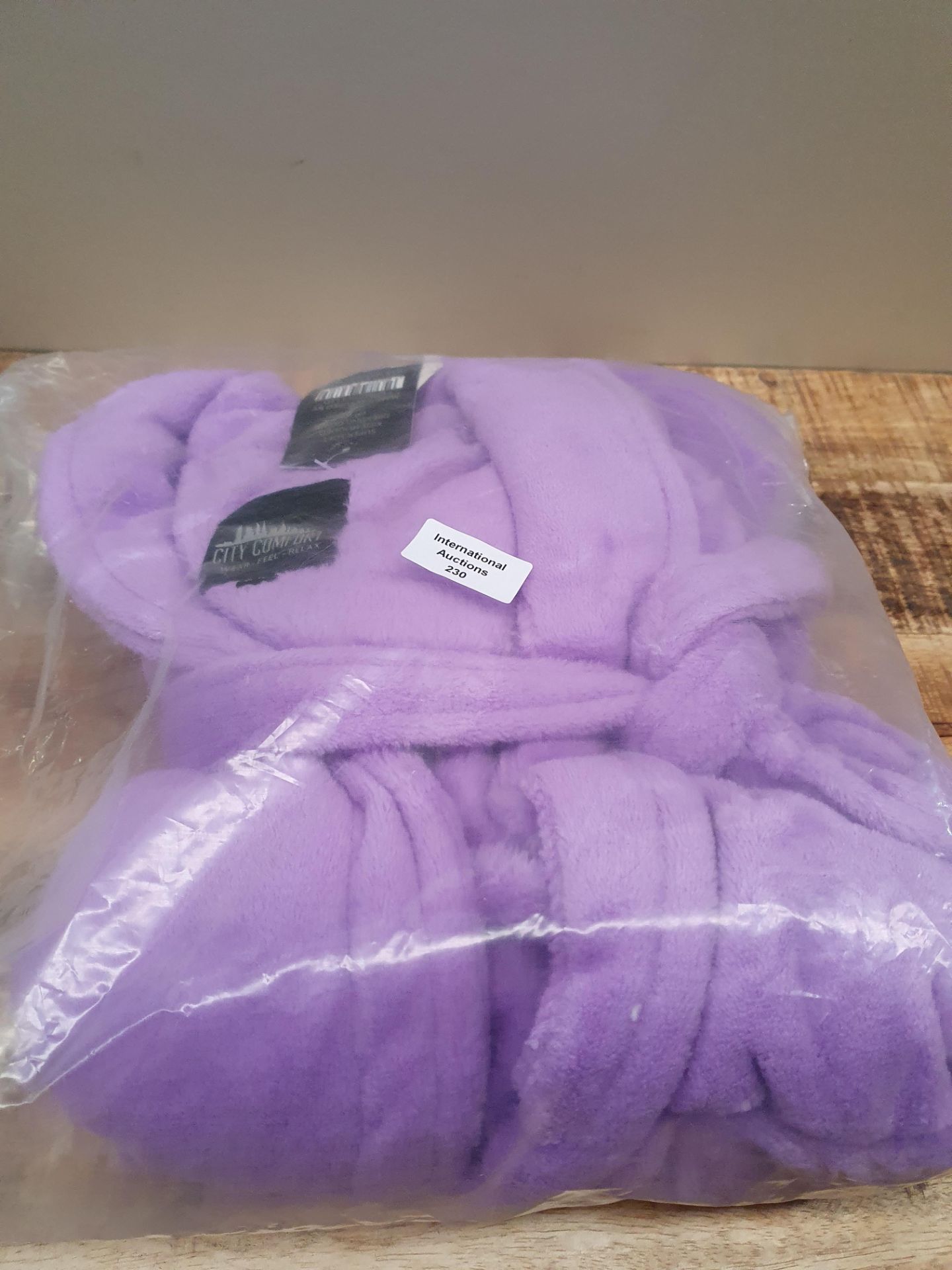 RRP £16.79 CityComfort Dressing Gown for Girls - Image 2 of 2