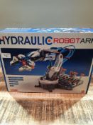 HYDRAULIC ROBOT ARM