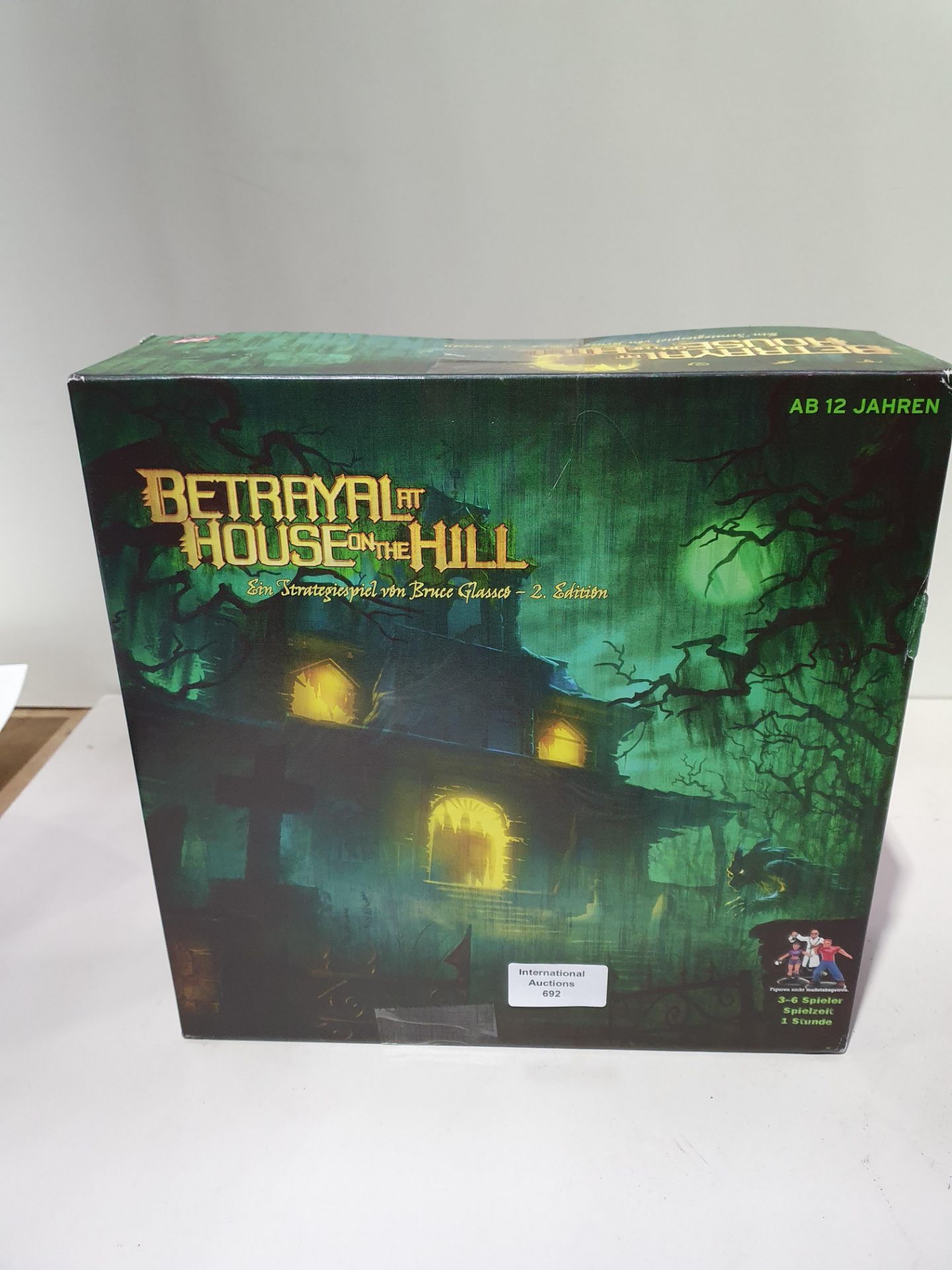 BETRAYAL AT HOUSE HILL GAME