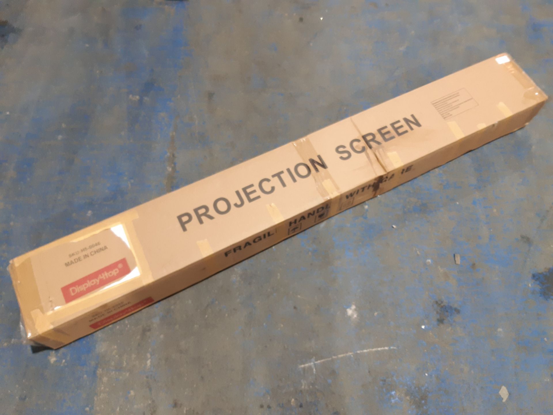 RRP £45.91 Display4top 60" Portable Projector Screen - Image 2 of 2