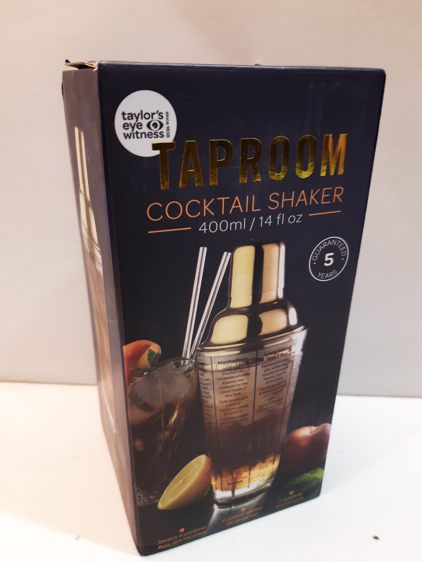 RRP £13.97 Classic Cobbler Glass Cocktail Shaker - 400ml (14fl oz). Built-In Ice Strainer - Image 2 of 2