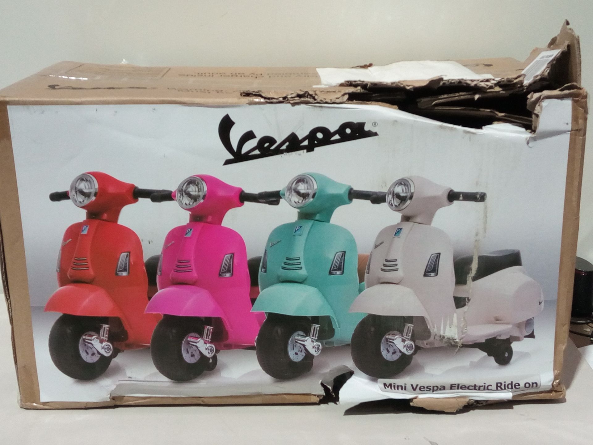 RRP £69.98 Vespa GTS Licensed 6V Ride On Scooter Bike with Training Wheels (TURQUOISE) - Image 2 of 2