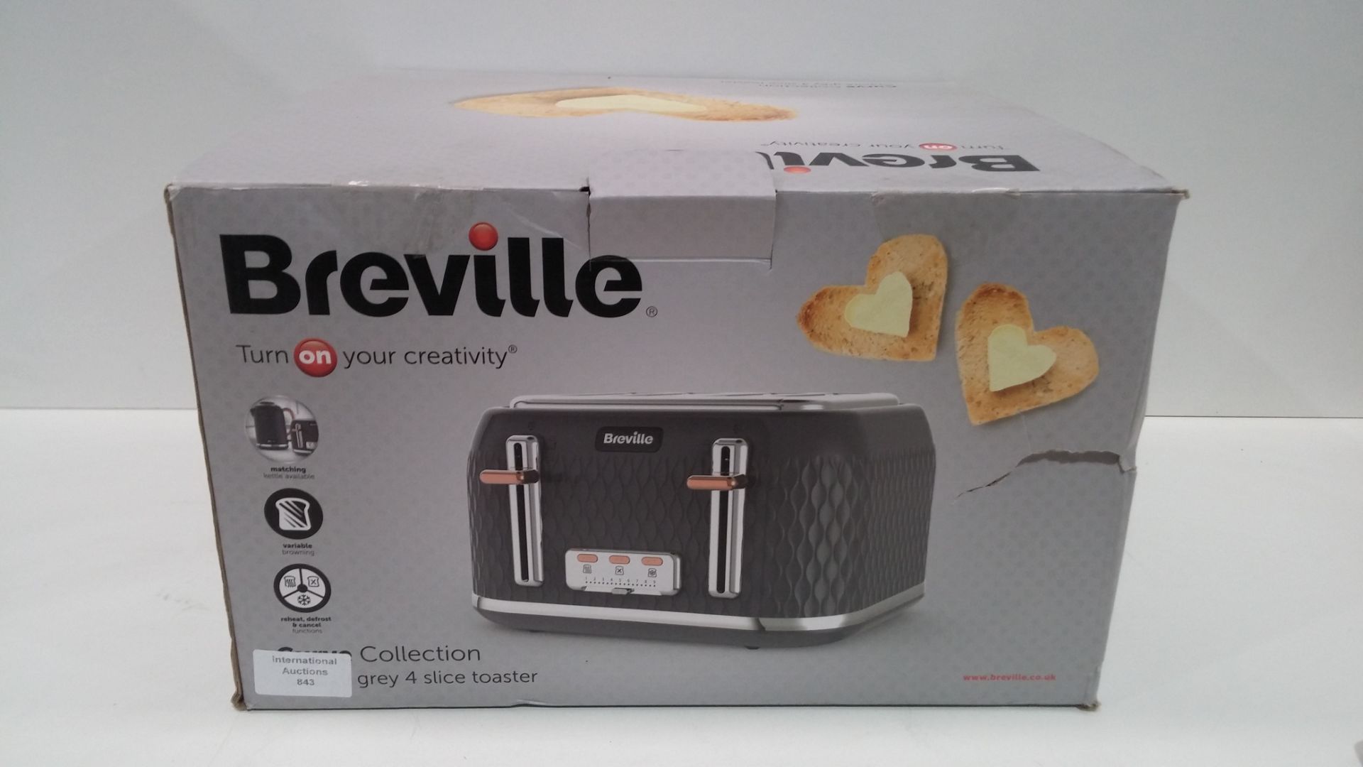 RRP £40 Boxed Breville 4 Slice Toaster