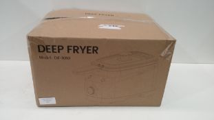 RRP £45 Boxed Deep Fryer DF-1010