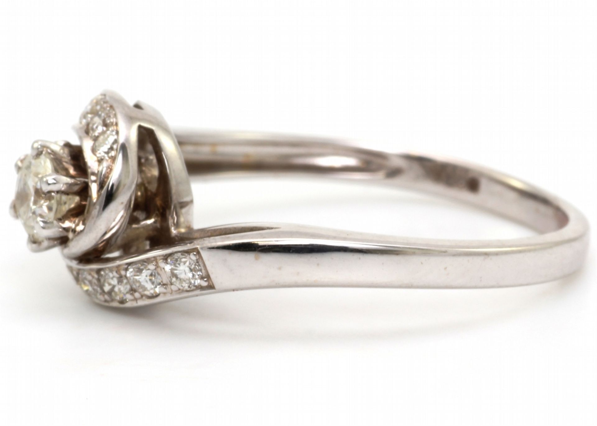 18ct White Gold Single Stone Twist Shoulders Diamond Ring (0.23) 0.43 Carats - Valued by AGI £2, - Image 3 of 4