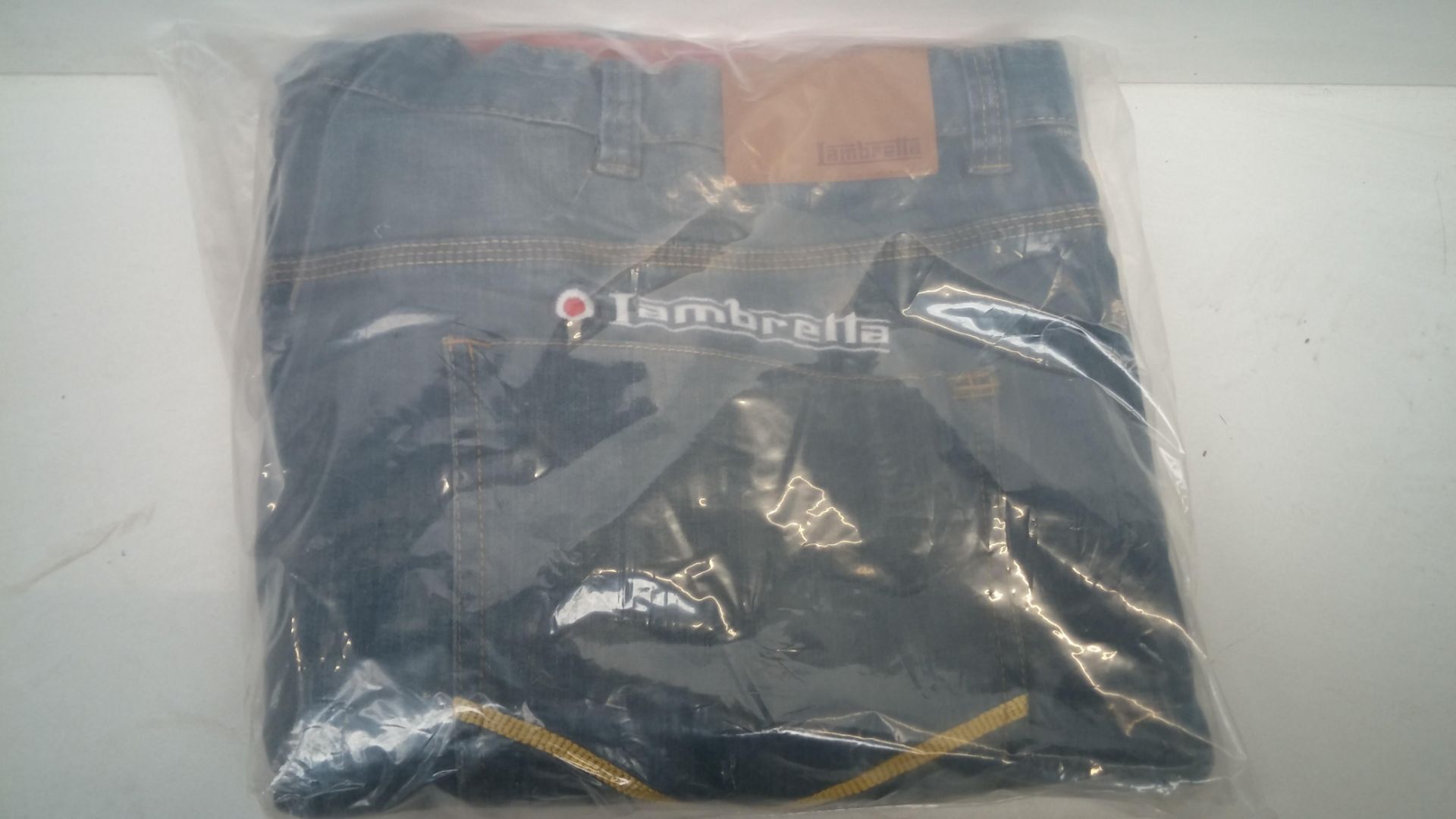 Mens Lambretta Jeans Size 48R