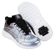 Heelys Nitro Silver Hologram Black SIZE UK 1 RRP £60Condition ReportBRAND NEW BOXED