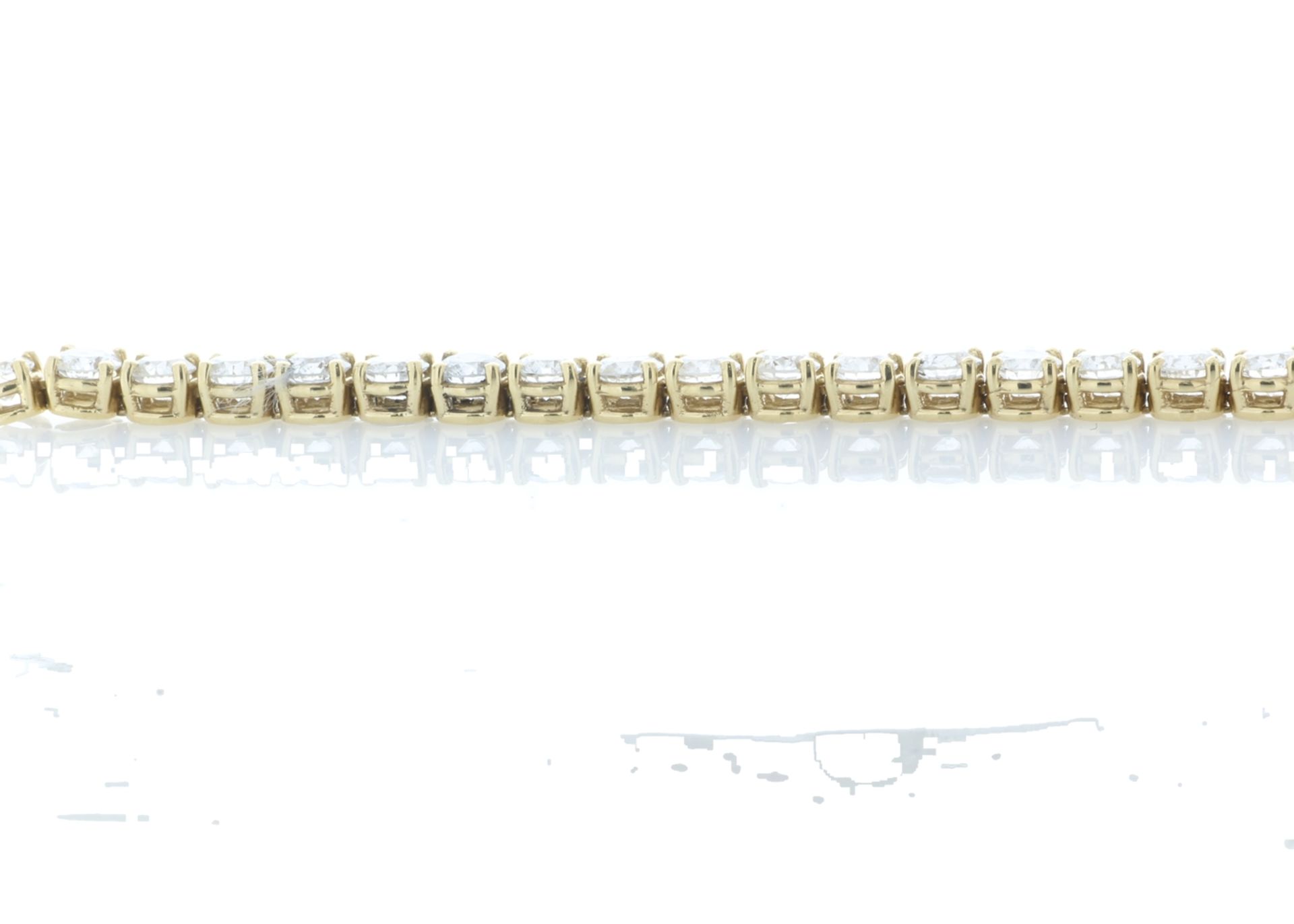 18ct Yellow Gold Tennis Diamond Bracelet 10.15 Carats - Valued by IDI £30,450.00 - 18ct Yellow - Image 4 of 5