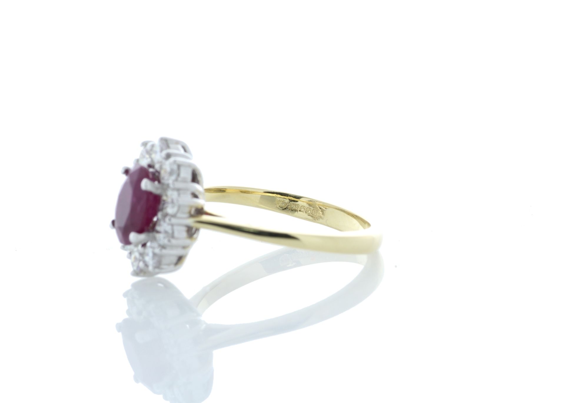 18ct Yellow Gold Oval Cluster Claw Set Diamond And Ruby Ring (R1.64) 1.00 Carats - Valued by AGI £ - Image 4 of 4