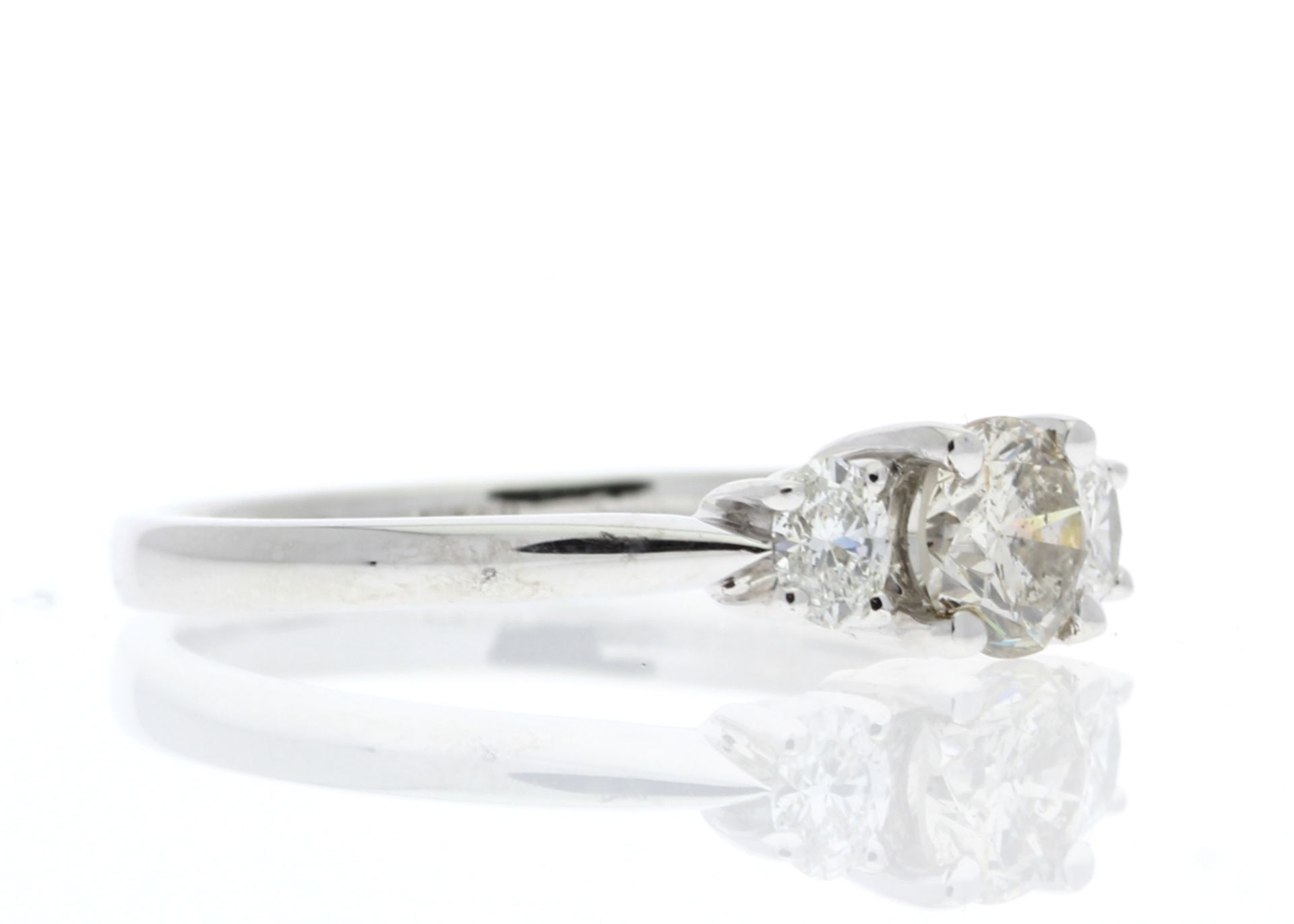 18ct White Gold Three Stone Claw Set Diamond Ring 0.73 Carats - Valued by IDI £6,500.00 - A - Image 4 of 5