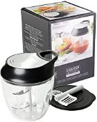 RRP £14.99 Large Manual Hand Food Chopper - Sabatier Professional Nut