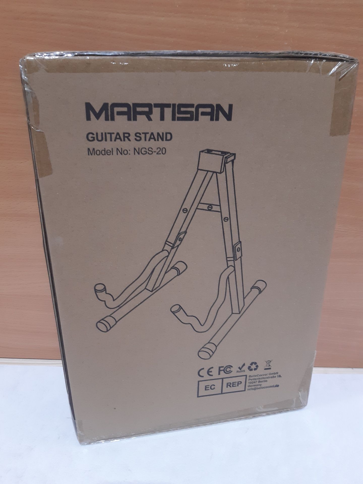 RRP £15.99 Martisan Guitar Stand Folding - Image 2 of 2