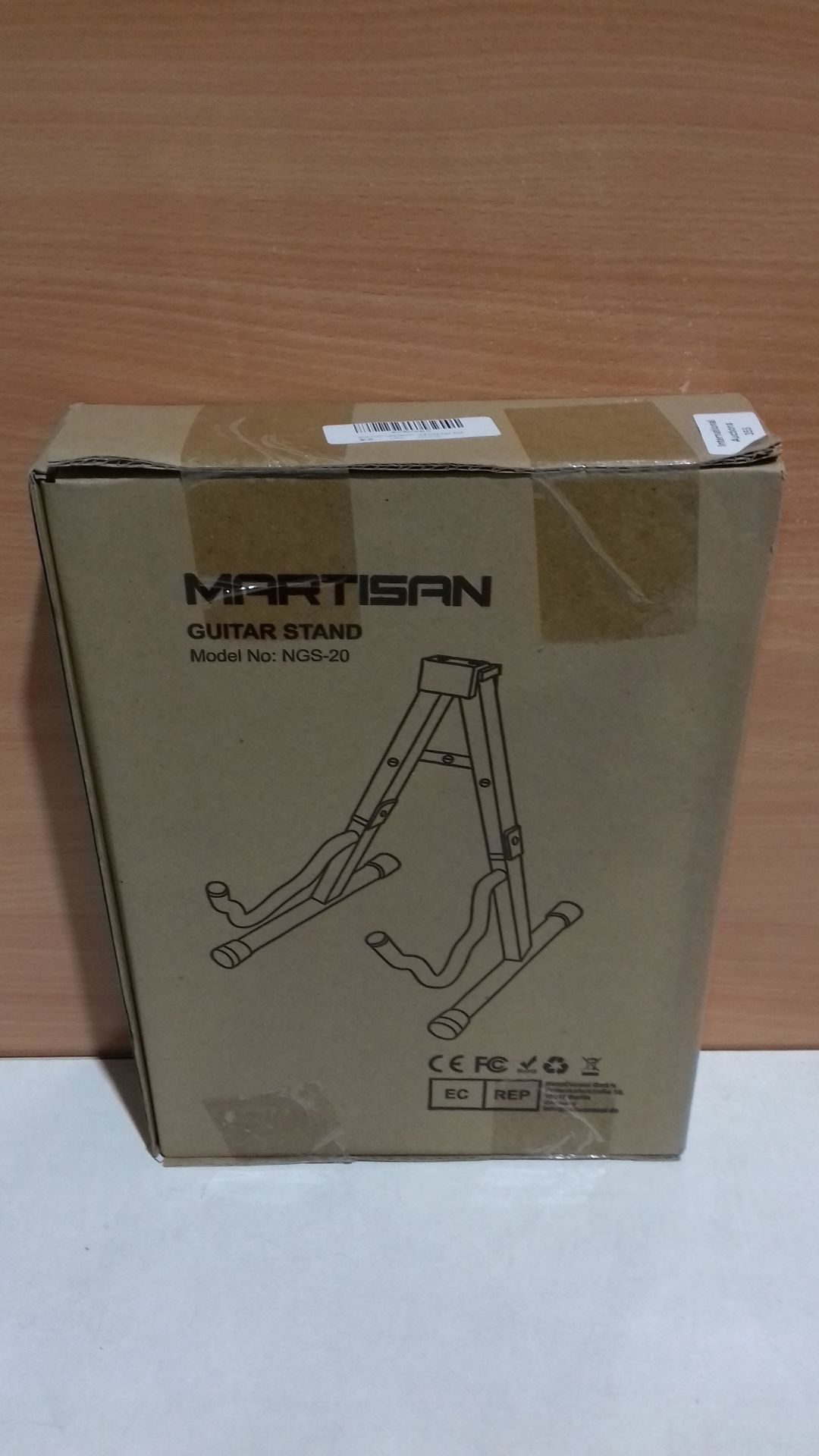 RRP £20.00 Martisan Guitar Stand NGS-21 - Image 2 of 2