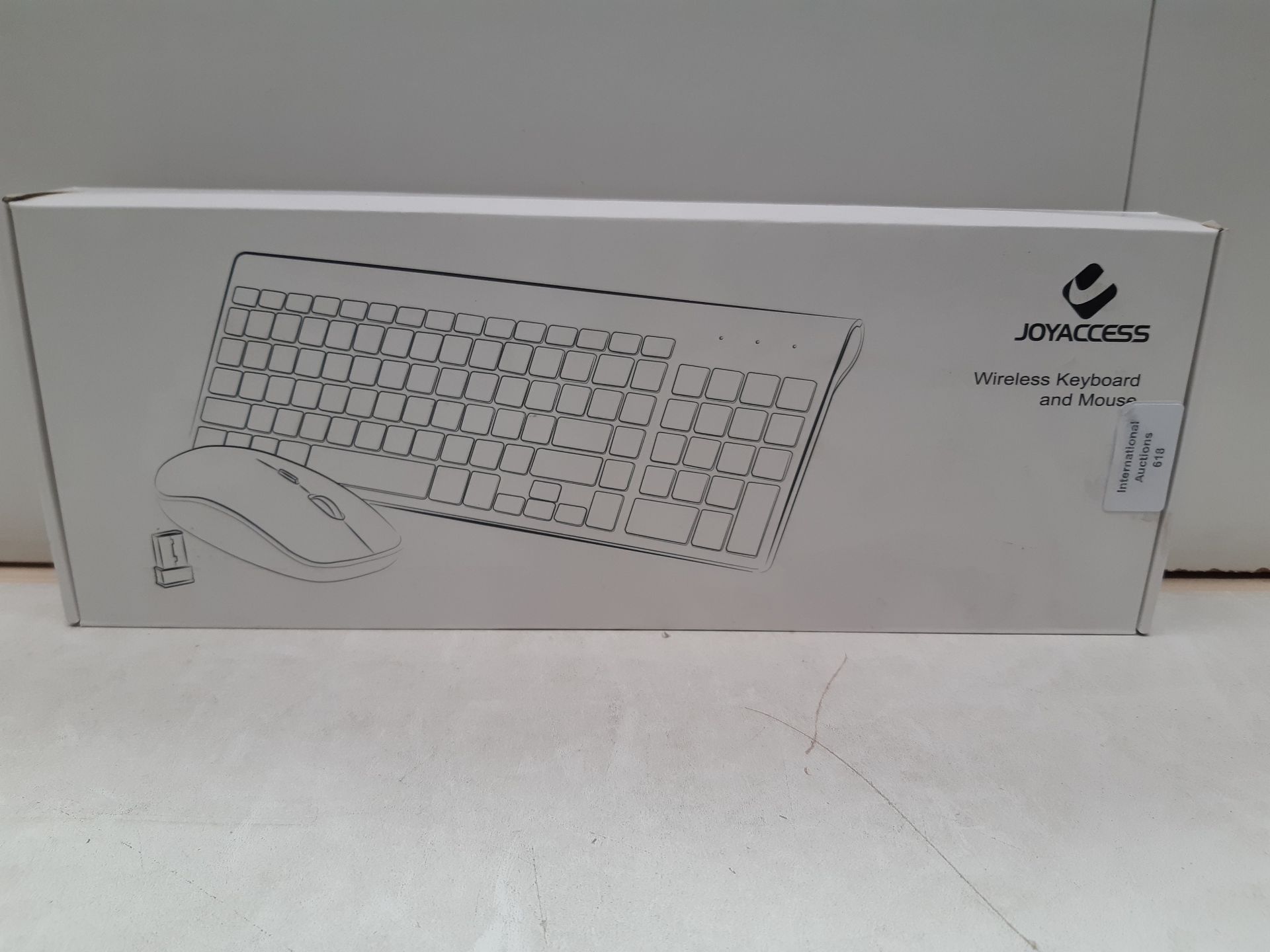 RRP £32.88 Wireless Keyboard and Mouse Set - Image 2 of 2