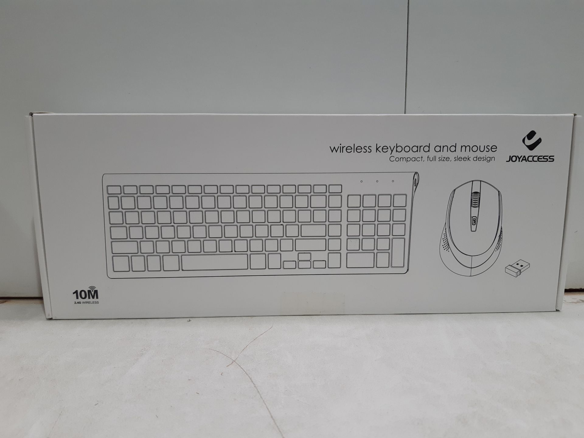 RRP £36.00 Wireless Keyboard and Mouse Set - Image 2 of 2