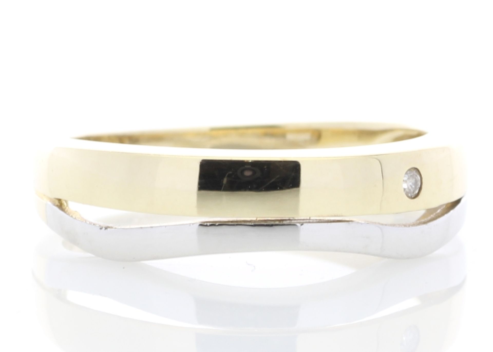 9ct Yellow Gold Single Stone Rub Over Set Diamond Ring 0.01 Carats - Valued by GIE £1,520.00 - A - Image 4 of 5